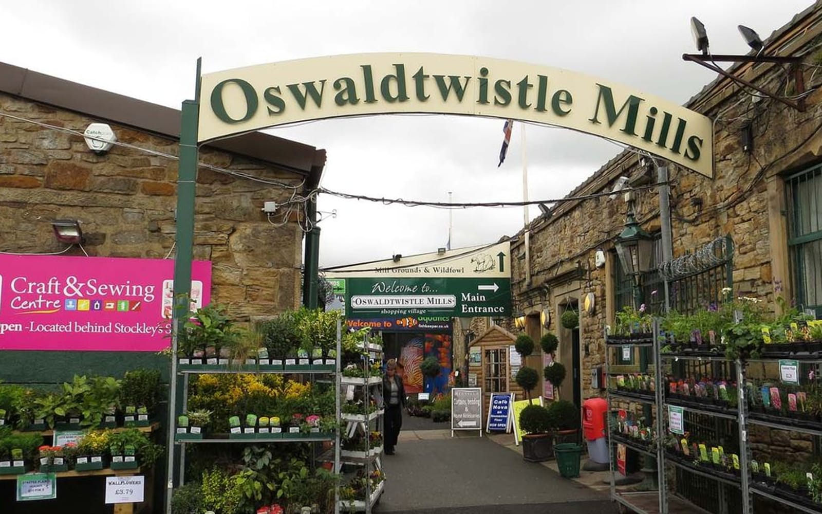 Oswaldtwistle Mill Boogie Woogie Shop & Show