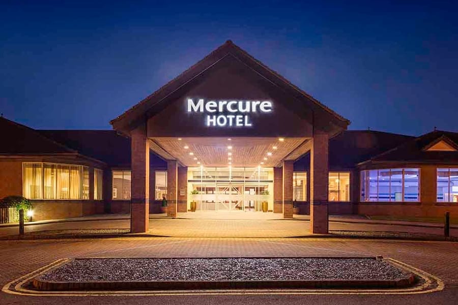 New Year Party Popper Mercure Daventry